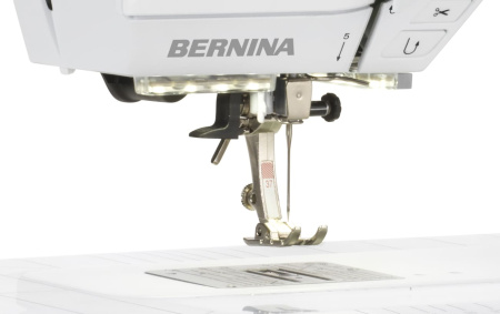 BERNINA 475 QE от магазина Promily в Ставрополе